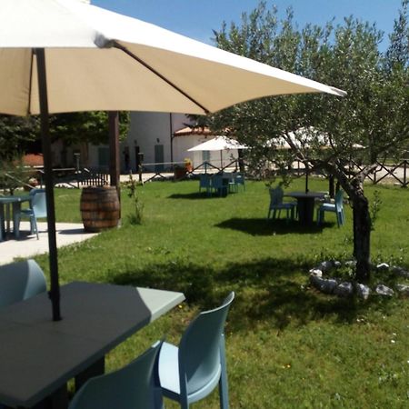 Agriturismo San Martino Foligno Exterior foto